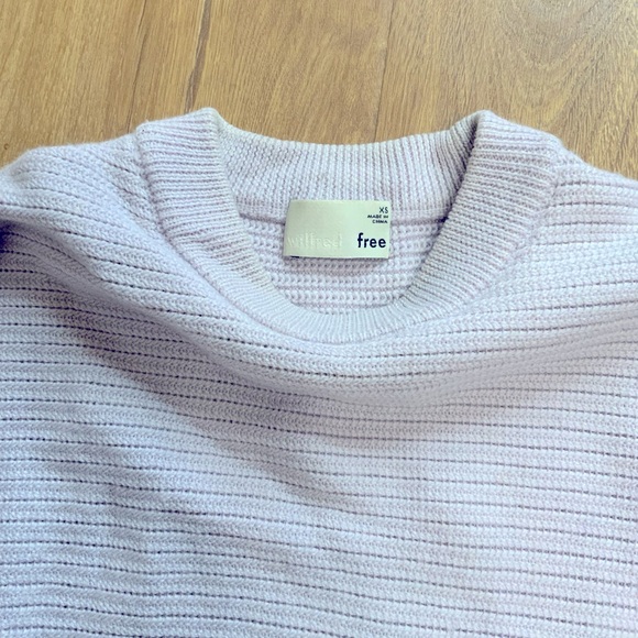Aritzia Lolan Sweater Icy Mauve XXS - Picture 2 of 7
